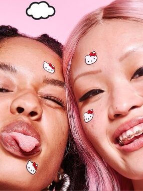 Sold Out, Limited Edition Hello Kitty x Starface big Compact & Refill Pack